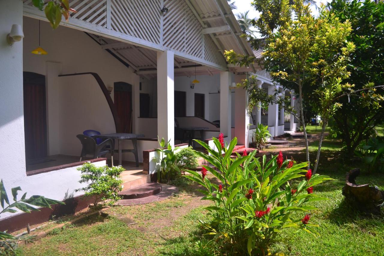 Sonri Villa Sea View Unawatuna Exterior foto
